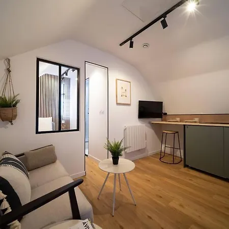 Le Cocon - Petit 2 Couchages - Centre Historique Apartment