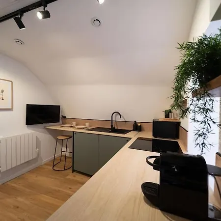 Le Cocon - Petit 2 Couchages - Centre Historique Apartment *