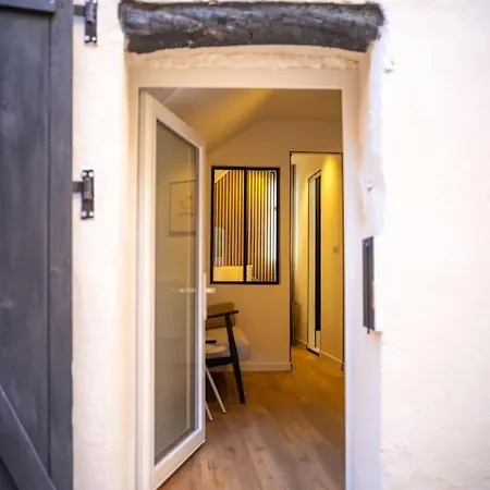 Le Cocon - Petit 2 Couchages - Centre Historique Apartment